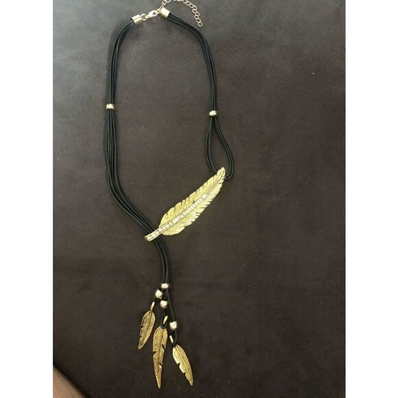 NWT StainlessSteel Feather Tree leaf Multi layer necklace , Adjustable - Picture 8 of 10